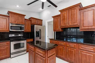 271 NW 89th Ave, Coral Springs, FL 33071 - Photo 23