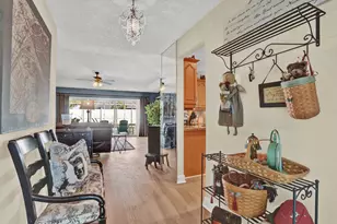 8781 Sand Lake Ct, Lake Worth, FL 33467 - Photo 5