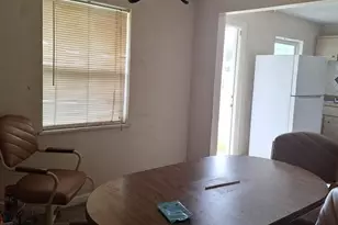 610 N 21st St, Fort Pierce, FL 34950 - Photo 5