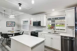 1401 Pelham Rd, Wellington, FL 33414 - Photo 9