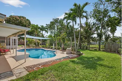 6720 SW 7th Street, Margate, FL 33068 - Photo 7