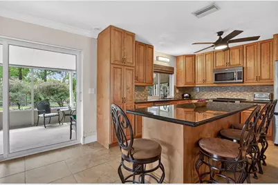 6720 SW 7th Street, Margate, FL 33068 - Photo 19