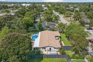 6720 SW 7th St, Margate, FL 33068 - Photo 37