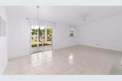 227 W Riverside Drive, Jupiter, FL 33469 - Photo 5