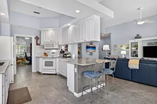 10907 SW Candlewood Rd, Port Saint Lucie, FL 34987 - Photo 15