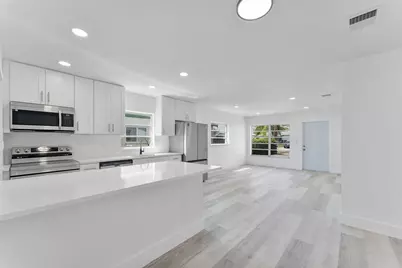 424 NW 2nd Terrace, Deerfield Beach, FL 33441 - Photo 3