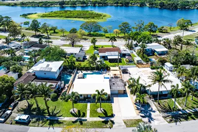 1603 Crest Drive, Lake Worth, FL 33461 - Photo 25