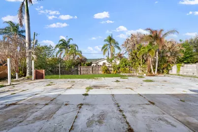 1672 SW Schleicher Lane, Port Saint Lucie, FL 34984 - Photo 29