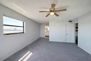 2205 S Cypress Bend Dr, Pompano Beach, FL 33069 - Photo 7