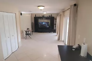 8448 NW 196th Terrace, Hialeah, FL 33015 - Photo 11