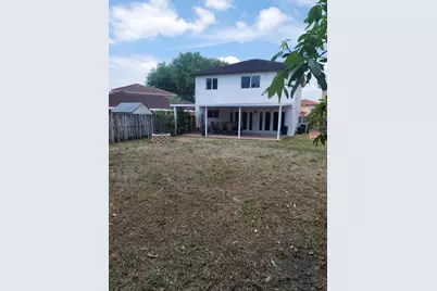 8448 NW 196th Terrace, Hialeah, FL 33015 - Photo 37