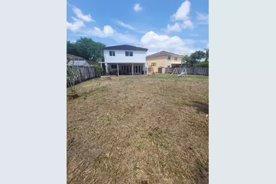 8448 NW 196th Terrace, Hialeah, FL 33015 - Photo 41