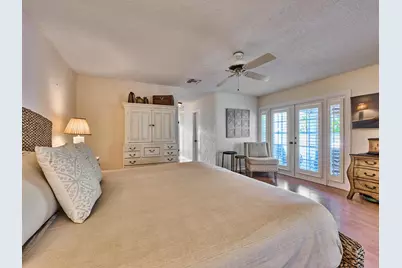 7691 Estrella Circle, Boca Raton, FL 33433 - Photo 13