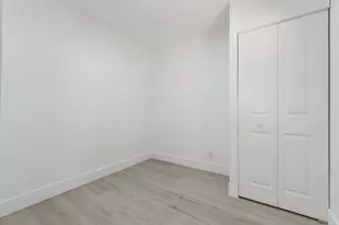 425 Greenbriar Dr, Lake Park, FL 33403 - Photo 23