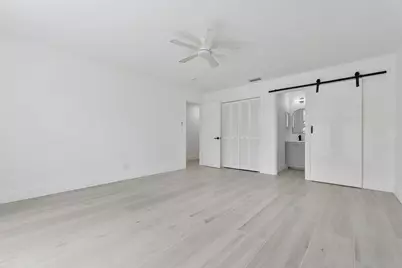 425 Greenbriar Drive, Lake Park, FL 33403 - Photo 15