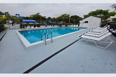 4725 Lucerne Lakes Boulevard E #106, Greenacres, FL 33467 - Photo 11