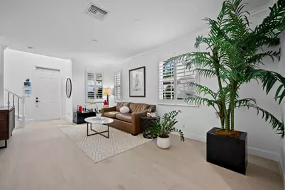 653 Castle Drive, Palm Beach Gardens, FL 33410 - Photo 7