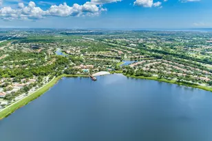 653 Castle Dr, Palm Beach Gardens, FL 33410 - Photo 63