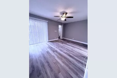 700 Village Green Court #319, Palm Springs, FL 33461 - Photo 25