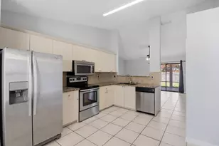 183 SW Hide Pl, Port Saint Lucie, FL 34953 - Photo 9