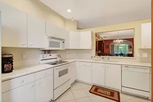 10732 Royal Caribbean Cir, Boynton Beach, FL 33437 - Photo 35