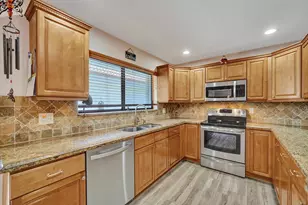 9355 NW 18th Dr, Plantation, FL 33322 - Photo 9