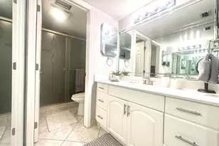 1714 Consulate Pl, West Palm Beach, FL 33401 - Photo 11