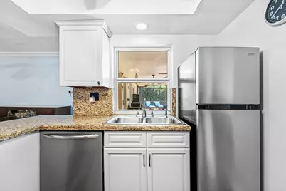 1110 SW 9th Avenue, Boca Raton, FL 33486 - Photo 11