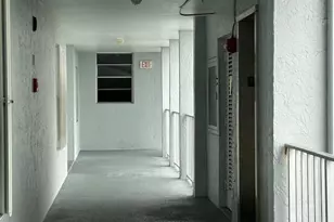 689 NE 6th Ct, Boynton Beach, FL 33435 - Photo 27