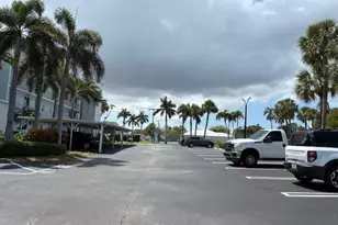 689 NE 6th Ct, Boynton Beach, FL 33435 - Photo 31