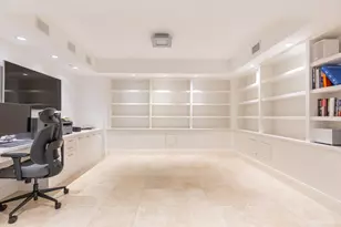 20201 E Country Club Dr, Aventura, FL 33180 - Photo 31