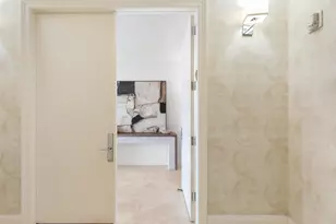 20201 E Country Club Dr, Aventura, FL 33180 - Photo 15