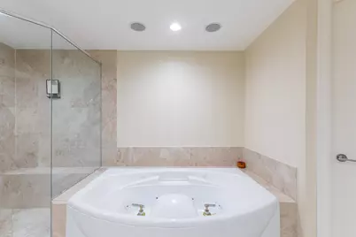 20201 E Country Club Drive #706, Aventura, FL 33180 - Photo 27