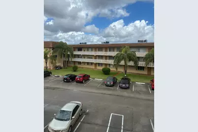 700 Village Green Court #306, Palm Springs, FL 33461 - Photo 13