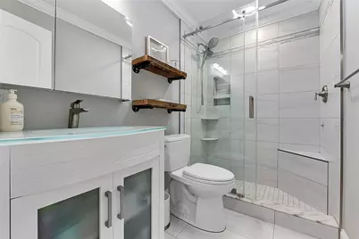 4230 Deste Court #305, Lake Worth, FL 33467 - Photo 13