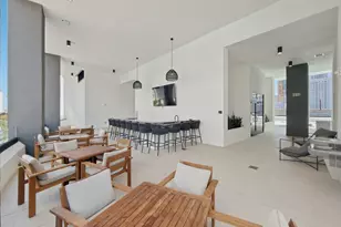 225 N Miami Ave, Miami, FL 33128 - Photo 27
