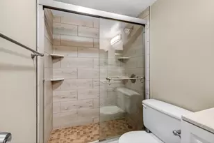 1017 Cornwall A, Boca Raton, FL 33434 - Photo 29