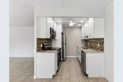 1017 Cornwall A, Boca Raton, FL 33434 - Photo 19