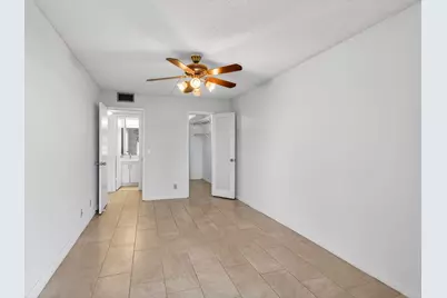 1017 Cornwall A, Boca Raton, FL 33434 - Photo 41