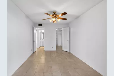 1017 Cornwall A, Boca Raton, FL 33434 - Photo 41