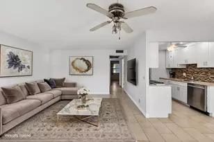 1017 Cornwall A, Boca Raton, FL 33434 - Photo 1