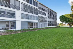 1017 Cornwall A, Boca Raton, FL 33434 - Photo 57