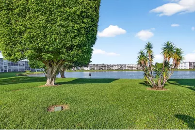 1017 Cornwall A, Boca Raton, FL 33434 - Photo 51
