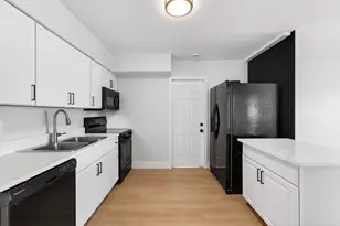 116 SE 2nd Ave, Boynton Beach, FL 33435 - Photo 11