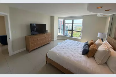 3530 Mystic Pointe Drive #2303, Aventura, FL 33180 - Photo 15