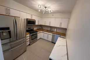3530 Mystic Pointe Dr, Aventura, FL 33180 - Photo 9