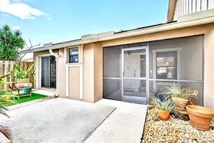 11866 Donlin Dr, Wellington, FL 33414 - Photo 7