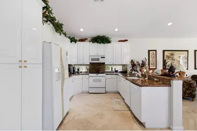 6850 Fiji Circle, Boynton Beach, FL 33437 - Photo 23