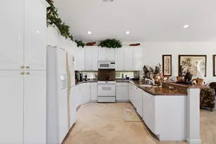 6850 Fiji Cir, Boynton Beach, FL 33437 - Photo 23