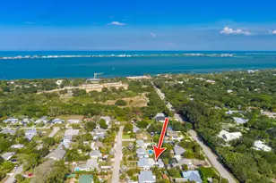 2574 NE Roberta St, Jensen Beach, FL 34957 - Photo 5